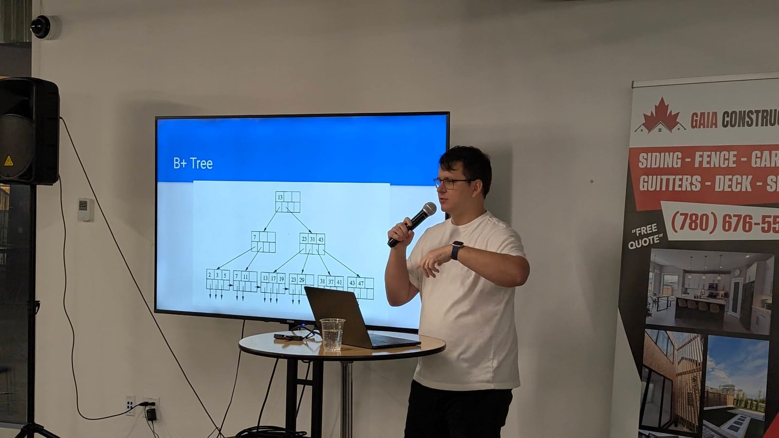 Data Structures Explained With a Classroom: Pedro Barbiero at CBRT